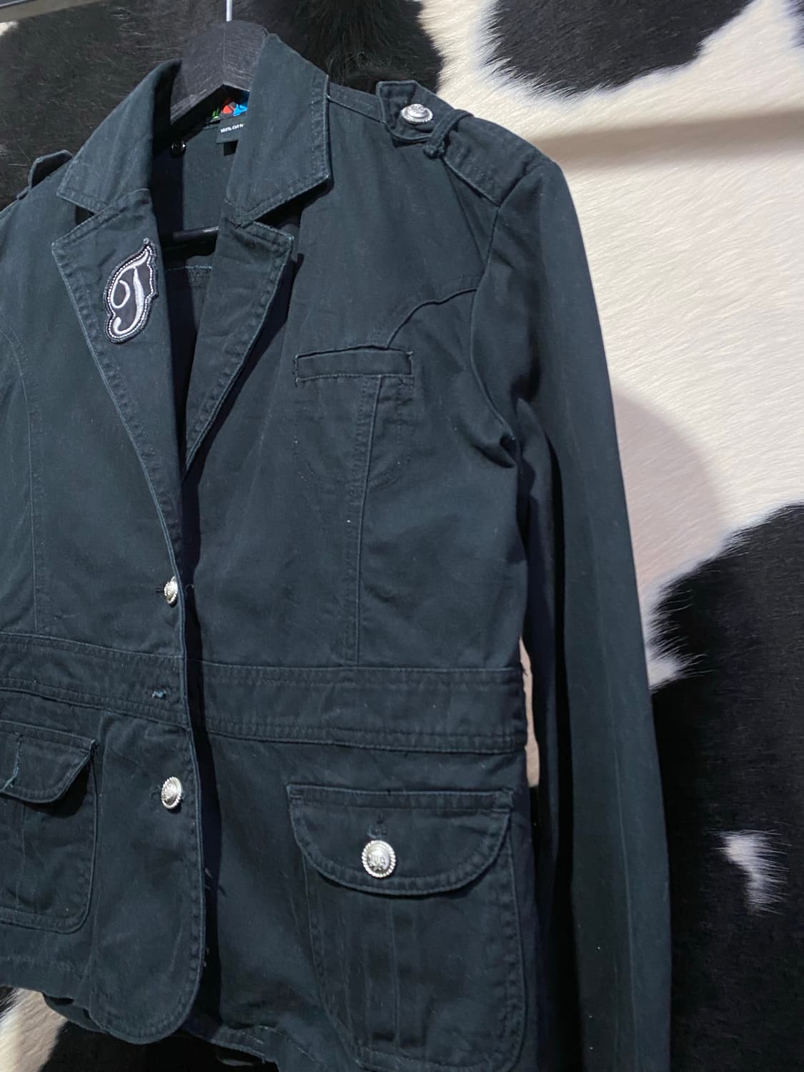 TRU 블랙 견장디테일 자켓 상품이미지4