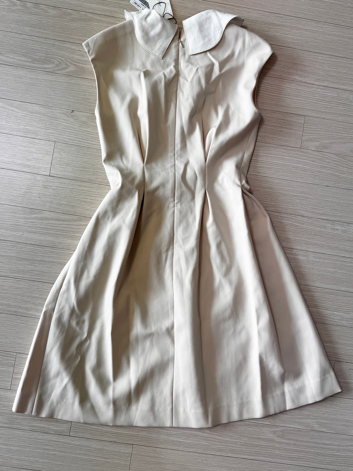 55 텍달린 새상품 질스튜어트 ㅡ 정가46만 에이라인 크림컬러 원피스 상품이미지9