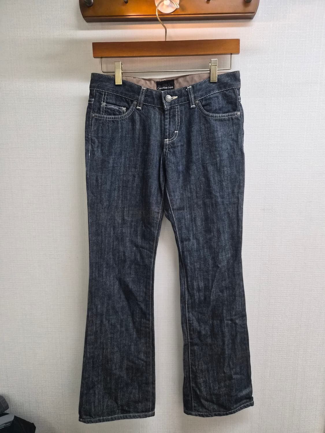 28) 캘빈클라인진 CKJ 부츠컷 비즈 데님 팝니다 상품이미지3