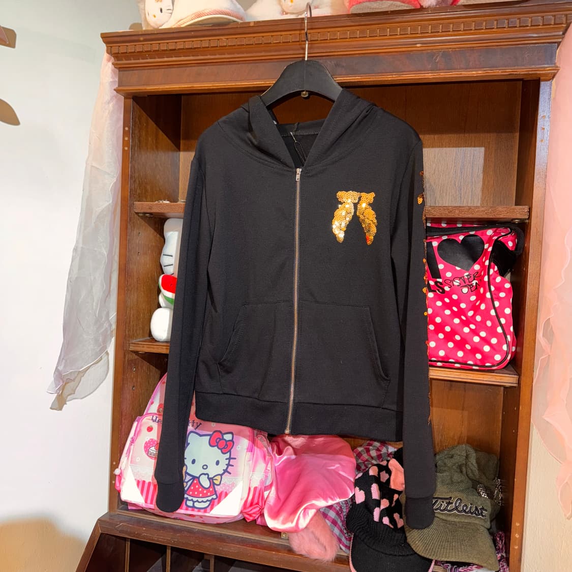 스팽글 백 윙포인트 후드집업 상품이미지1