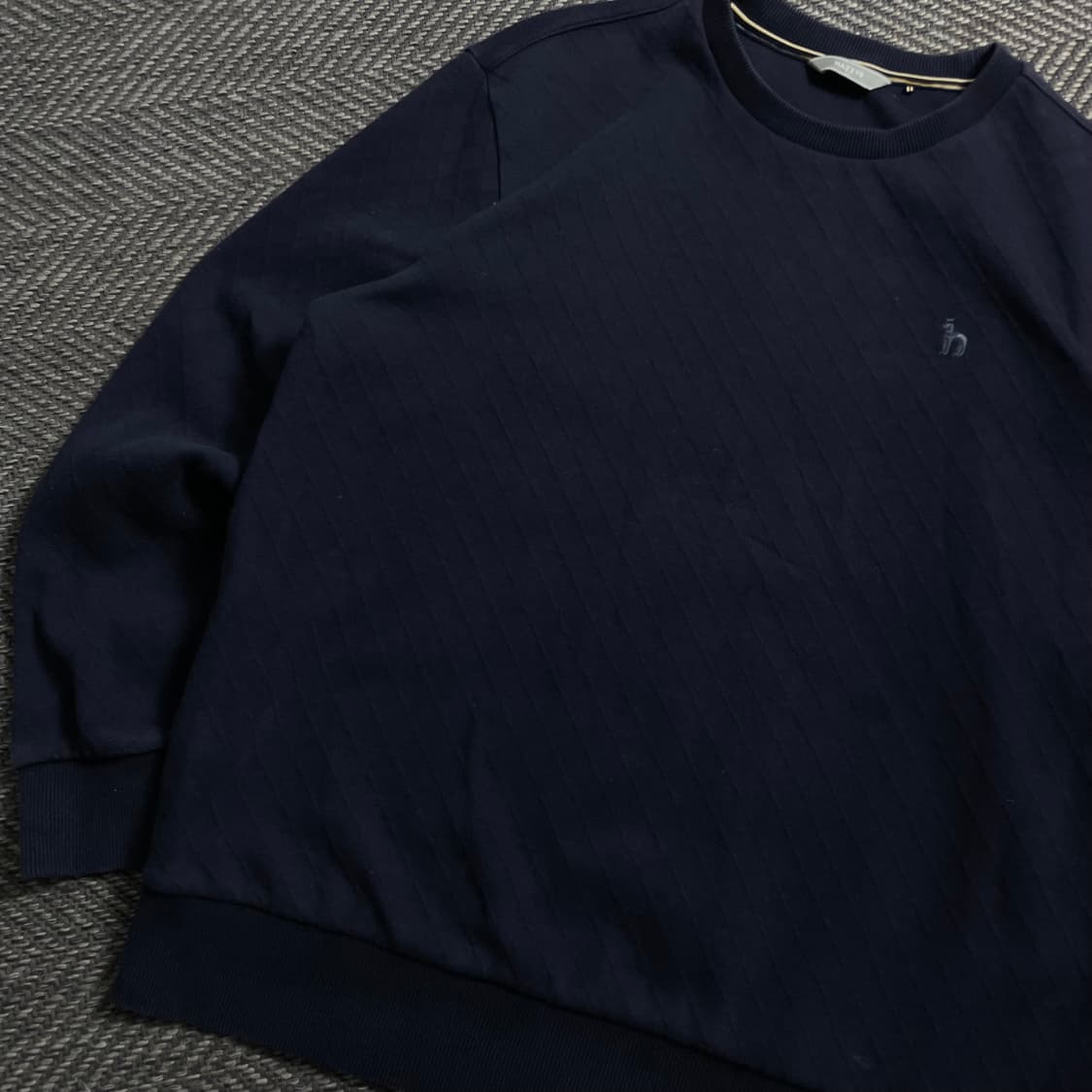 HAZZYS 자수로고 패턴 맨투맨 네이비y 4576 상품이미지3