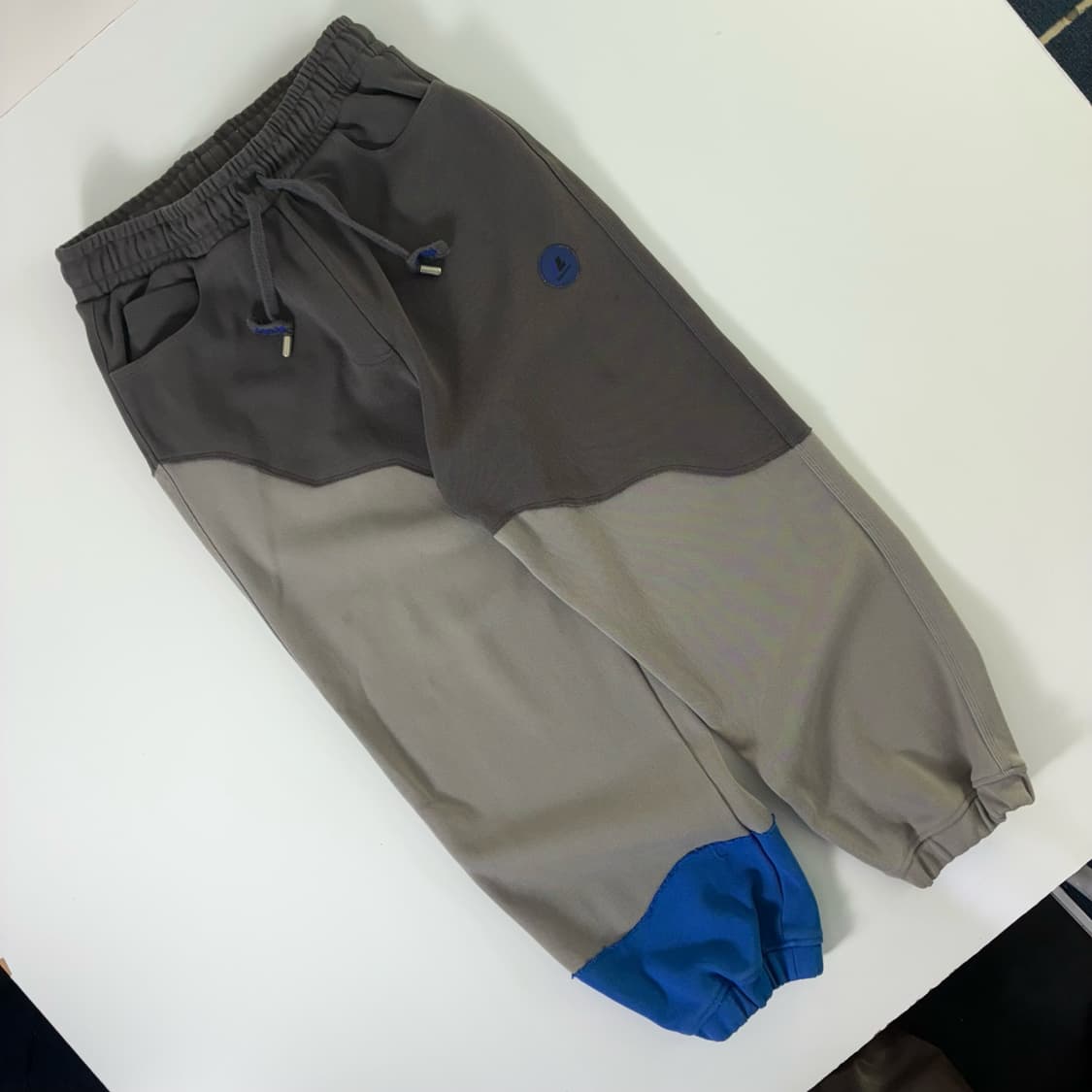 Zara X Adererror  자라 X 아더에러 다크 앤트러사이트 조거 상품이미지1