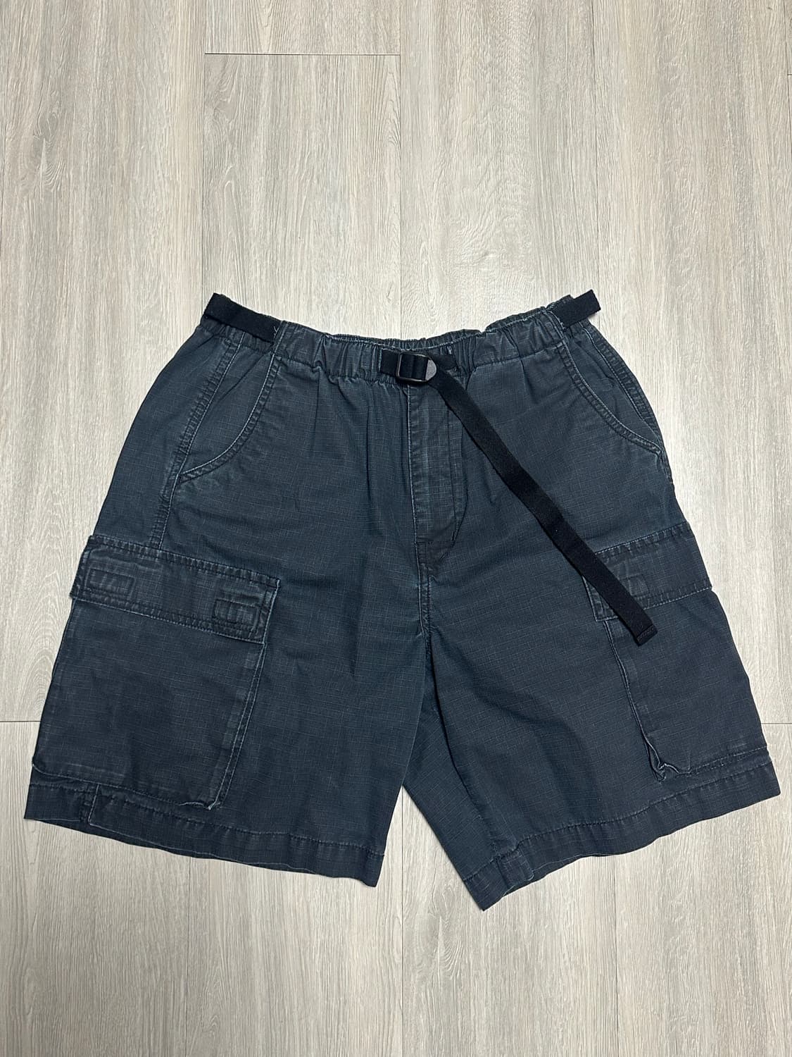 칼하트 빈티지 데미지 쇼츠 상품이미지1