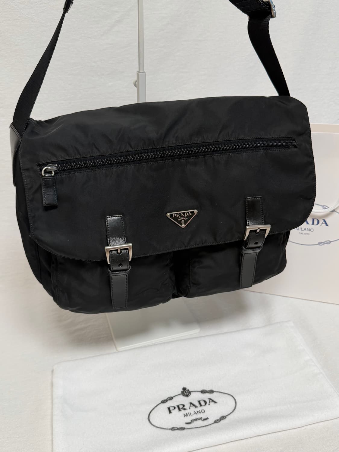 정품 프라다 포코노 나일론 블랙 메신저백 크로스백 숄더백 상품이미지4