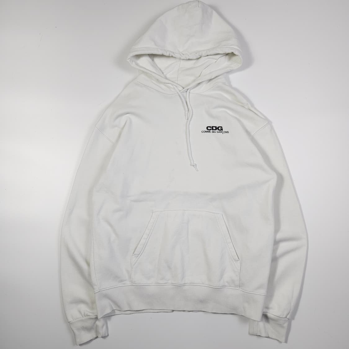 꼼데가르송 CDG 화이트 후드티 상품이미지1