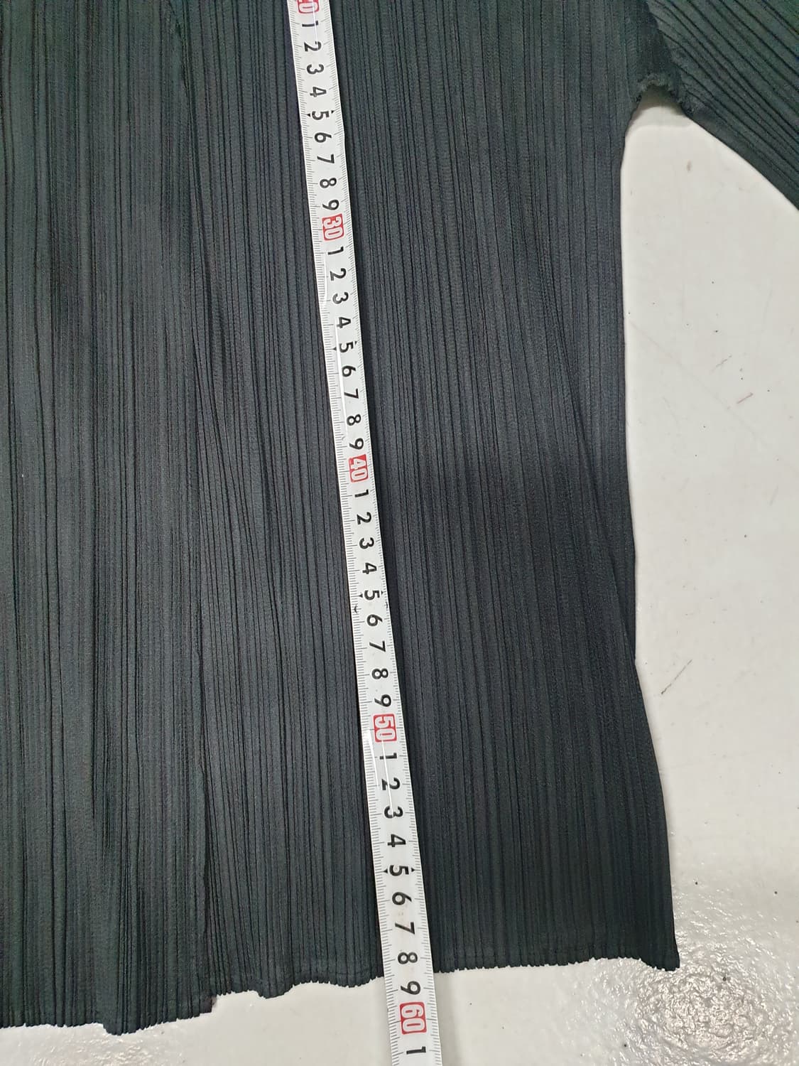 플리츠플리즈 블랙 플리츠 가디건 3 상품이미지5