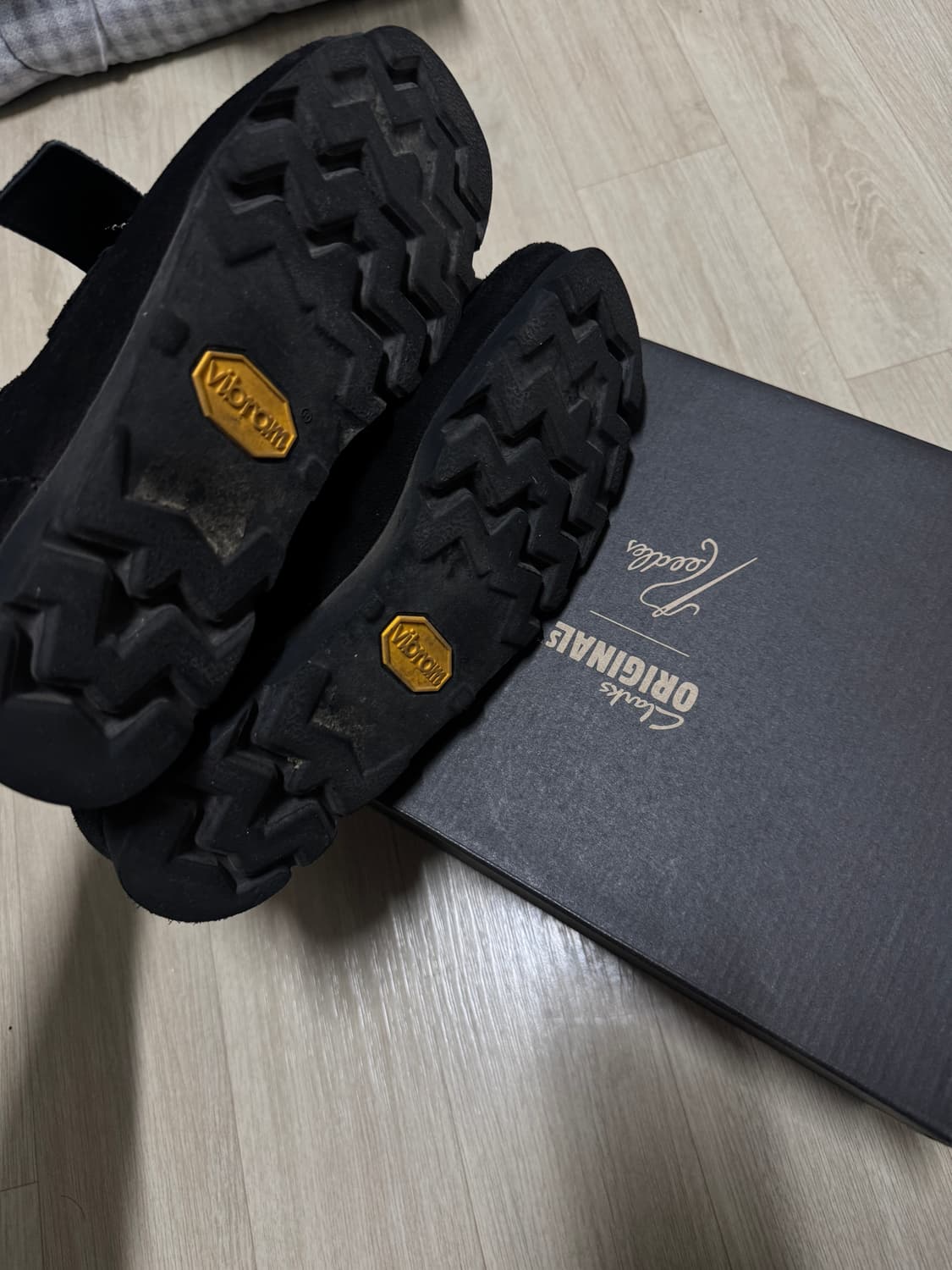 니들스x클락스 41사이즈 상품이미지3