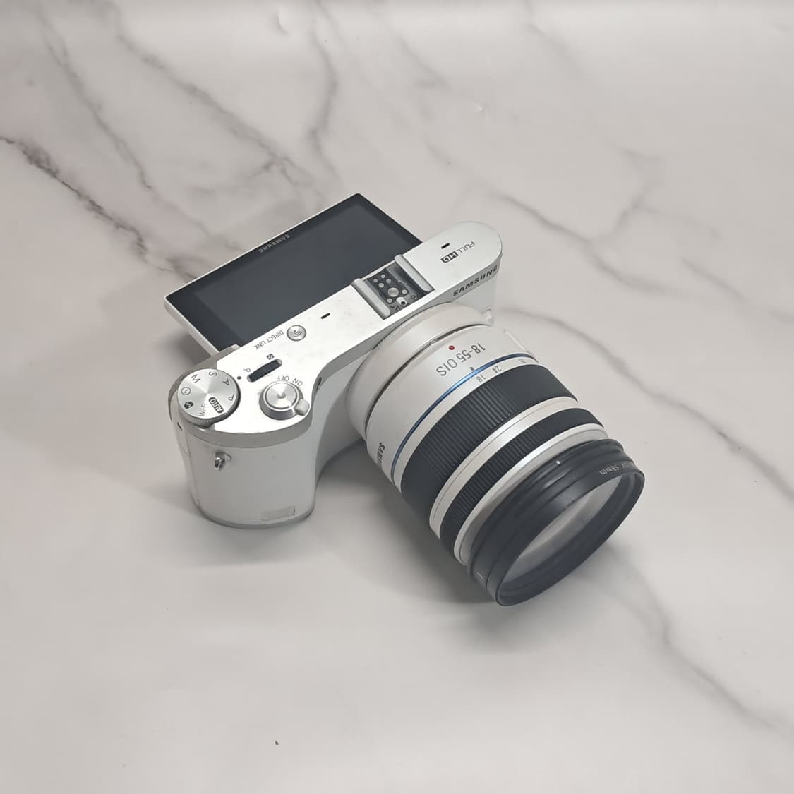 상태 최상! 삼성 미러리스 NX300 / 18-55mm III 렌즈 상품이미지3