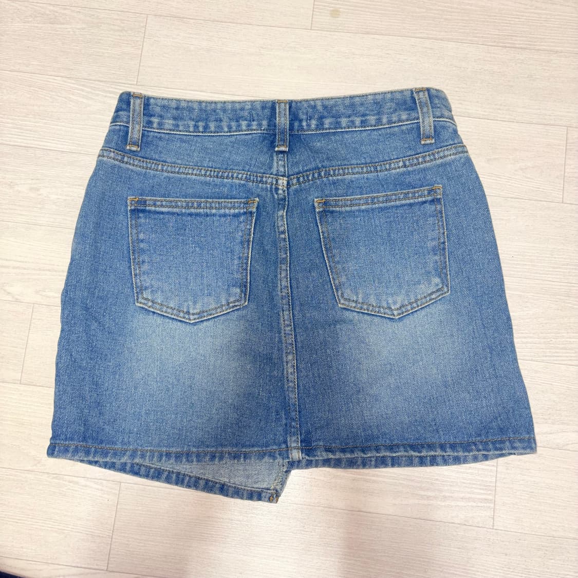 LOCLE 로클 데님 미니 스커트 상품이미지5