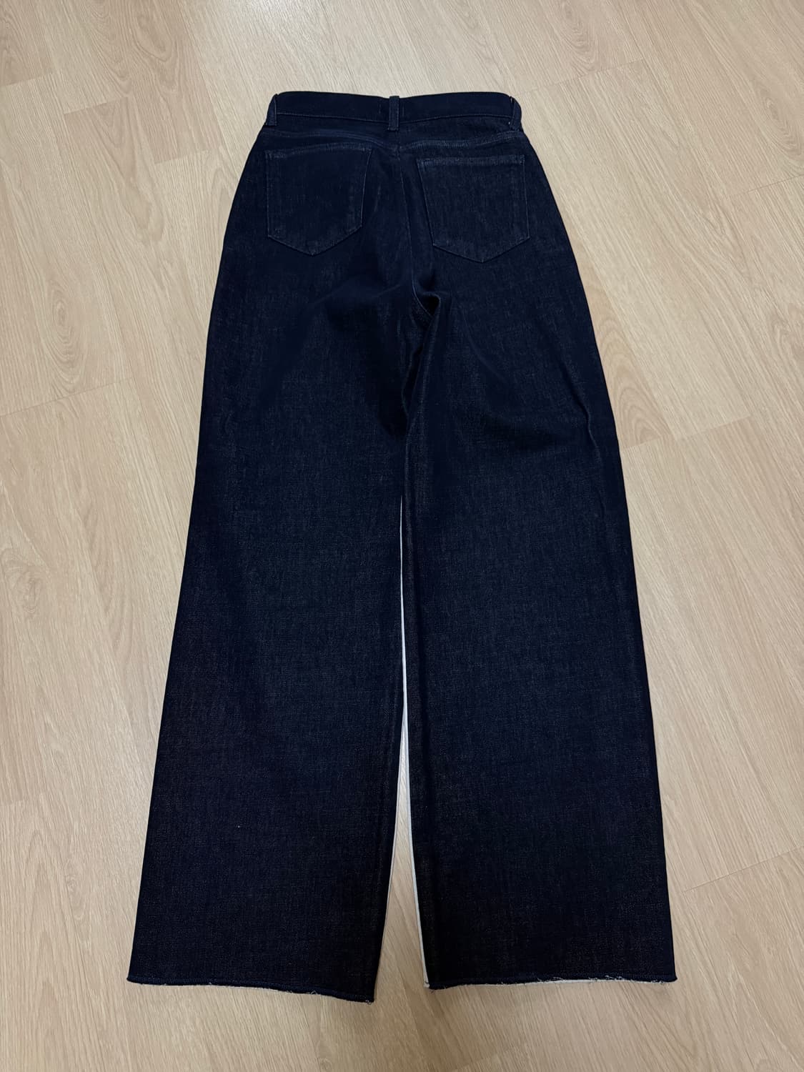 Theilma 더일마 코듀로이 콘트라스트 팬츠 아이보리 XS 사이즈 상품이미지3