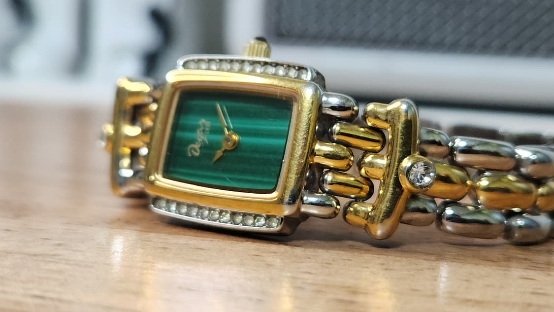 # 홍콩메이드 빈티지 여성 명품 골드콤비 시계 급처 상품이미지9