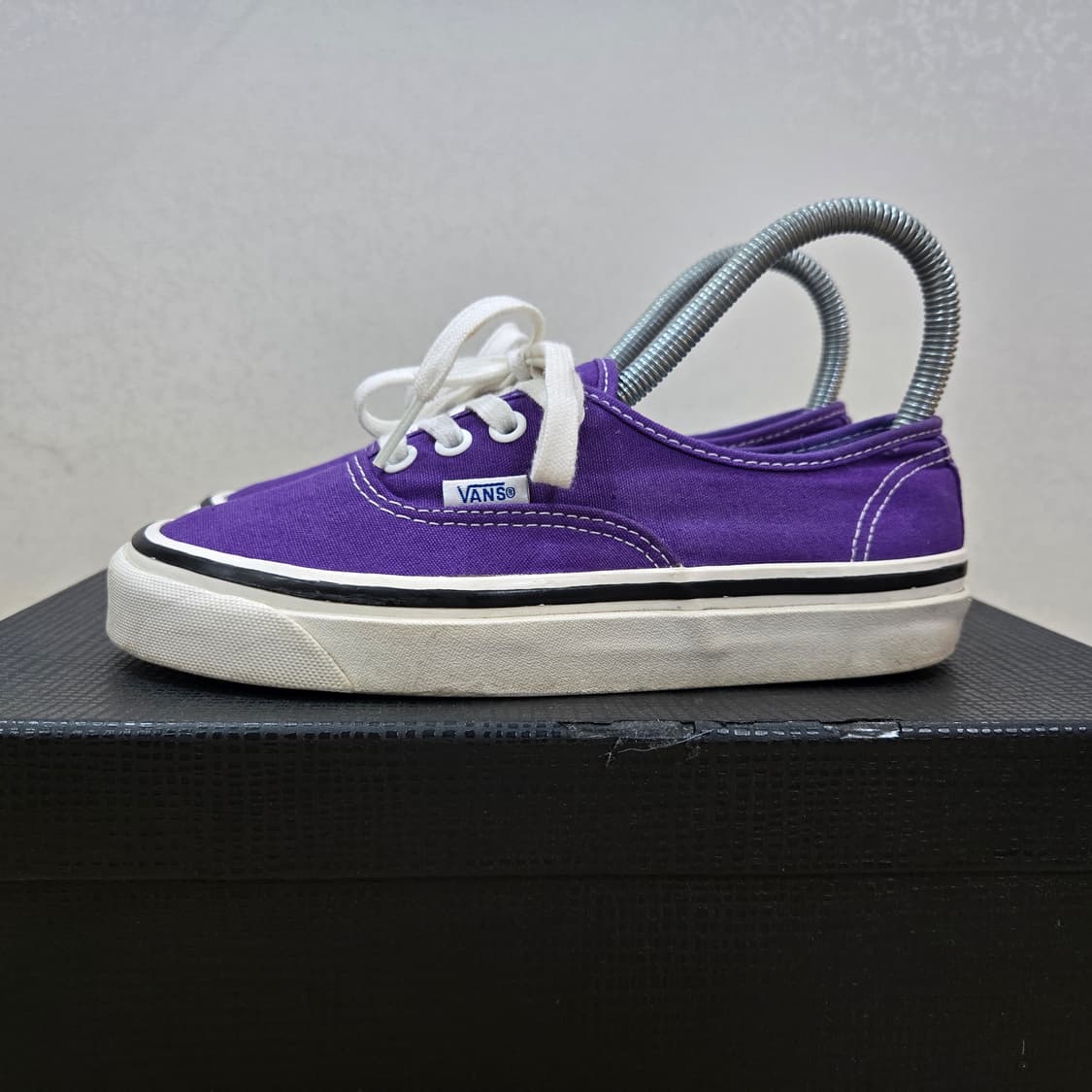 220 반스 애너하임 44DX 어센틱 퍼플 상품이미지3