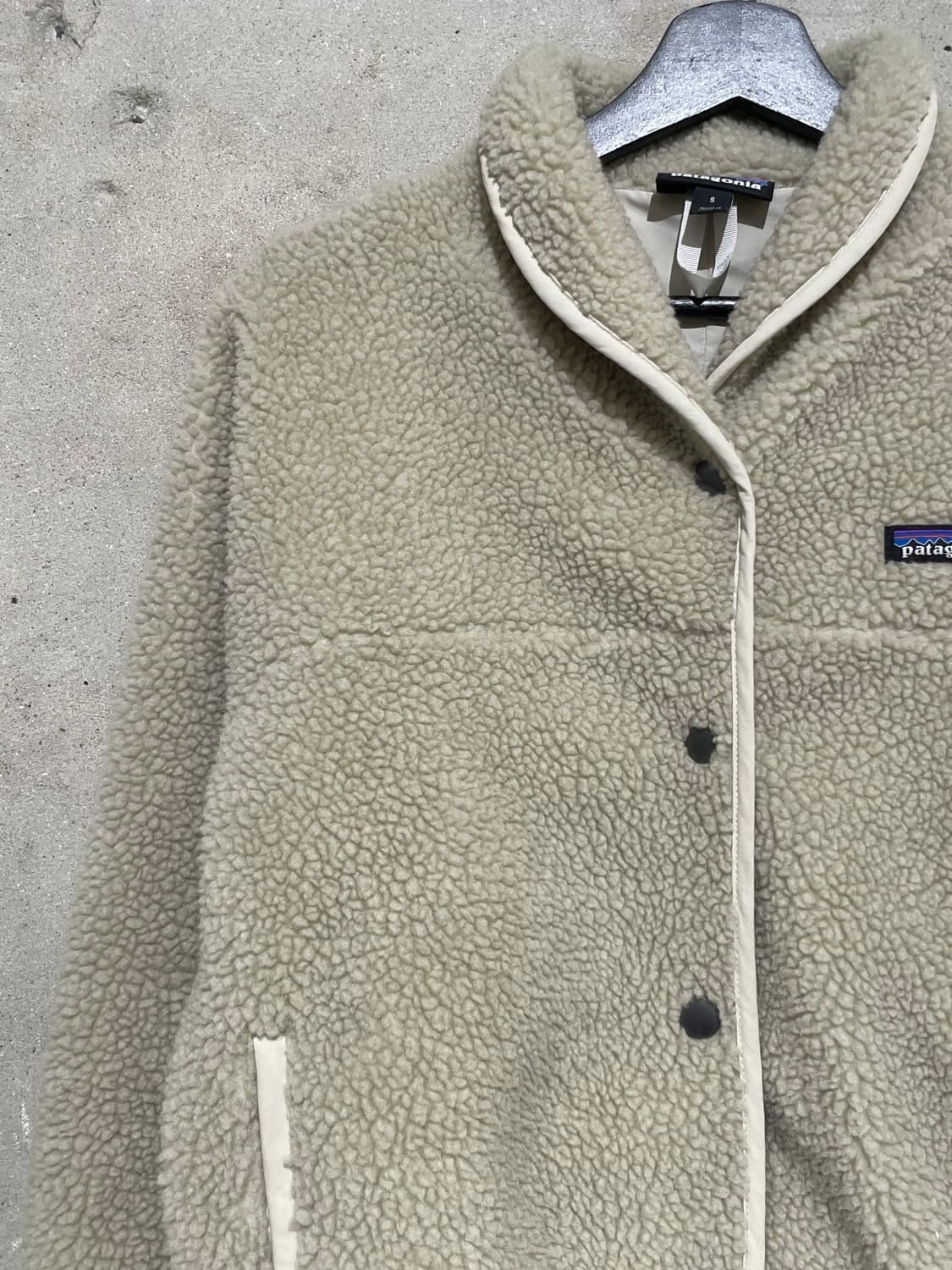 파타고니아 베이지 스냅 버튼 숄 카라 플리스 상품이미지2