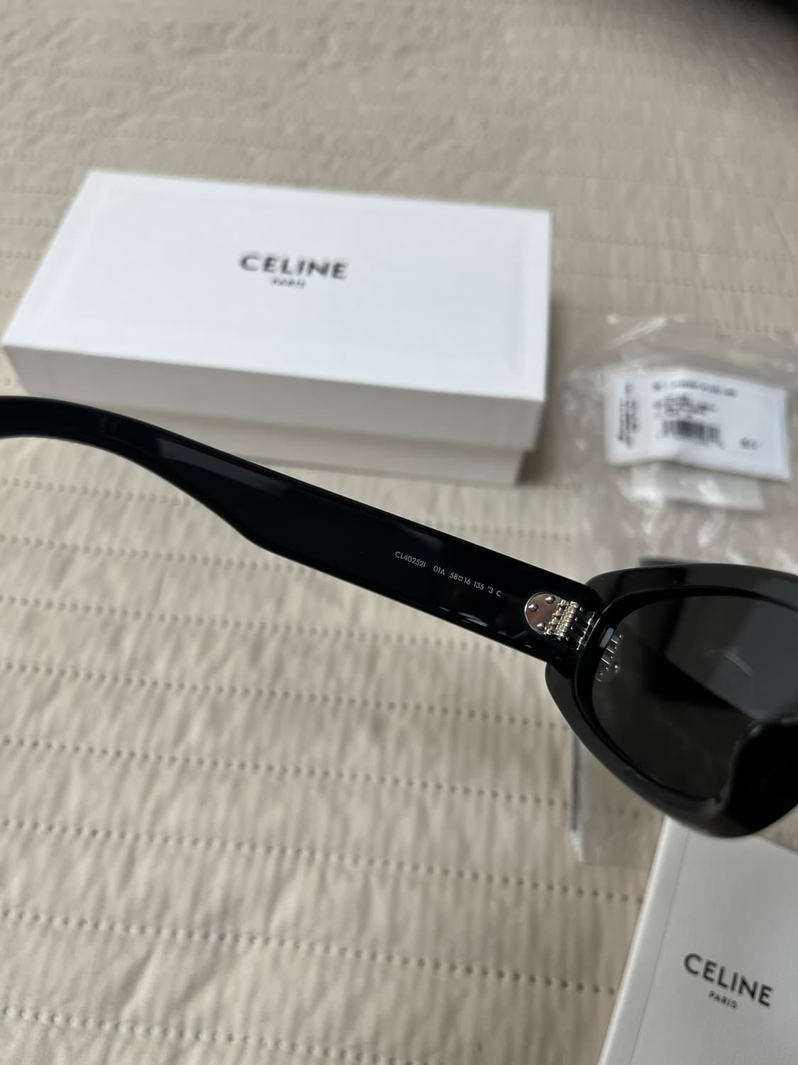 셀린 렉탱귤러 캣 아이 선글라스 블랙 상품이미지7