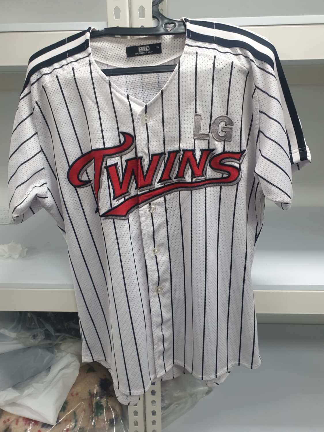 엘지트윈스 유니폼 95사이즈 95사이즈 유지현 마킹 팝니다. 상품이미지1