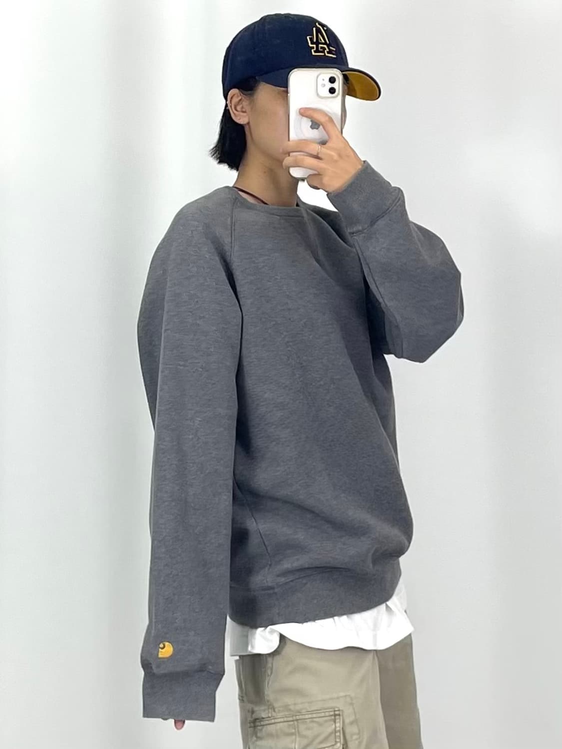 [L]CARHARTT 그레이 맨투맨 상품이미지2