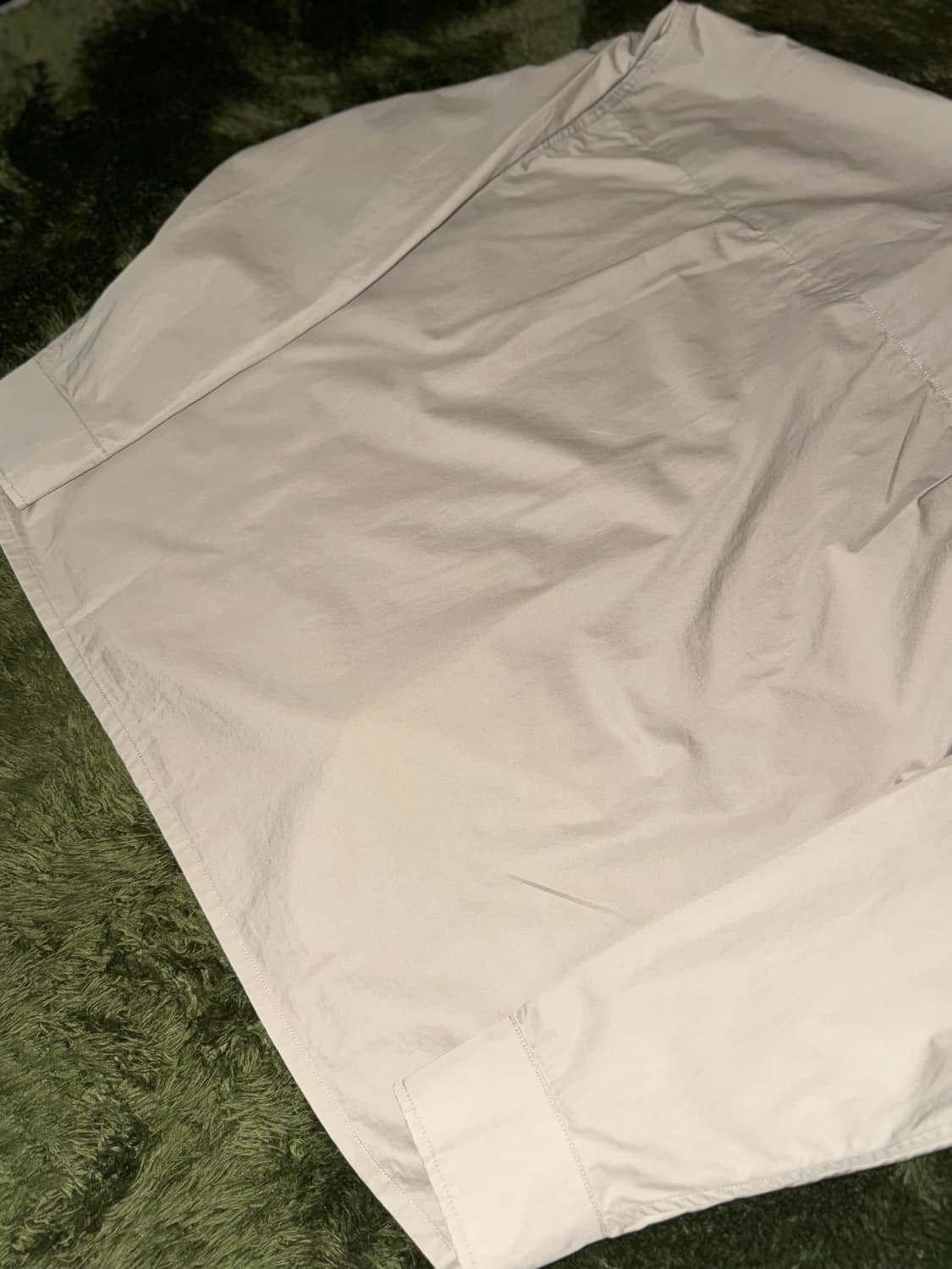 [L] 벌스데이수트 자수 두들 로고 오버사이즈 실루엣 셔츠 베이지 상품이미지10