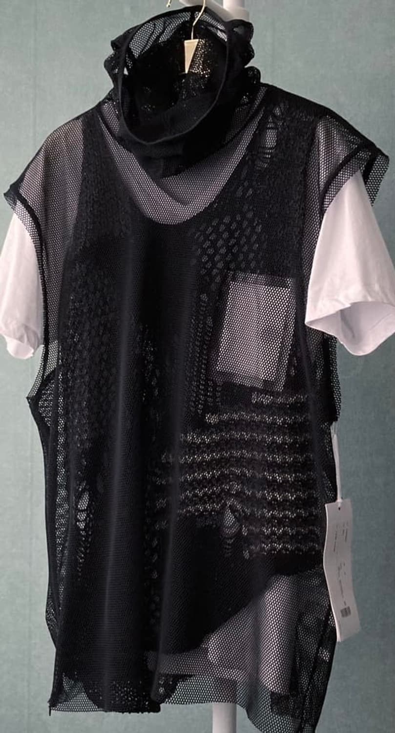 솔로이스트 NOT TURTLENECK SLEEVELESS 메쉬 탑 셔츠 상품이미지1