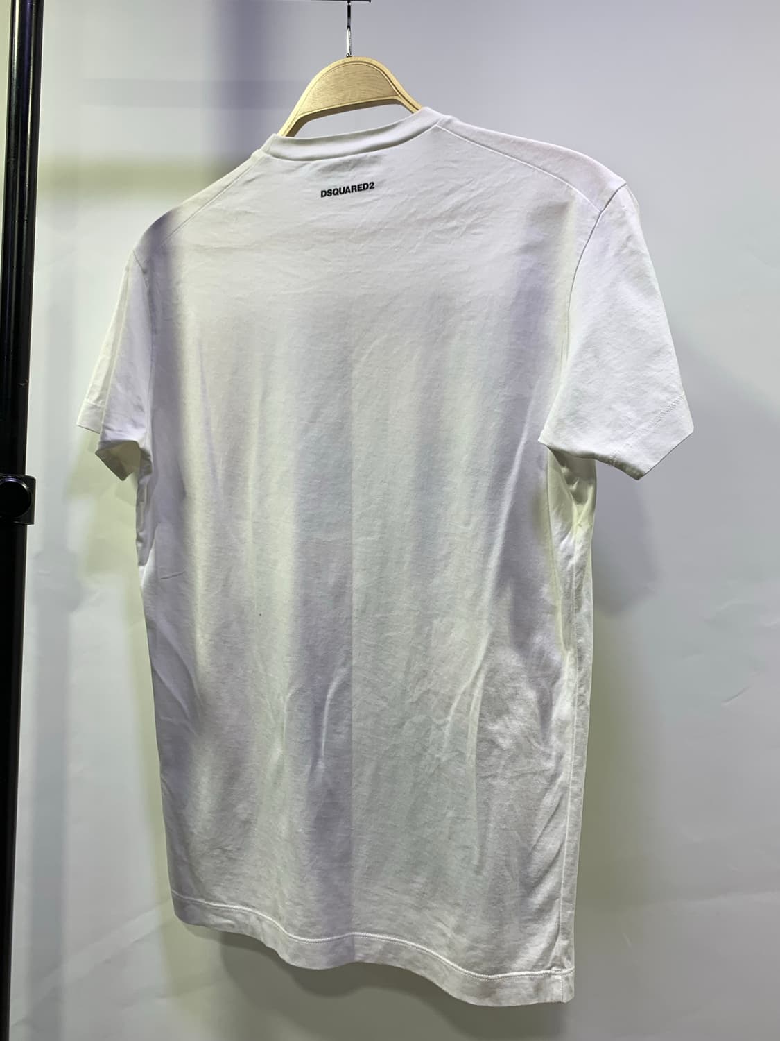 디스퀘어드2 남성 그림로고 반팔티셔츠 판매합니다 상품이미지3