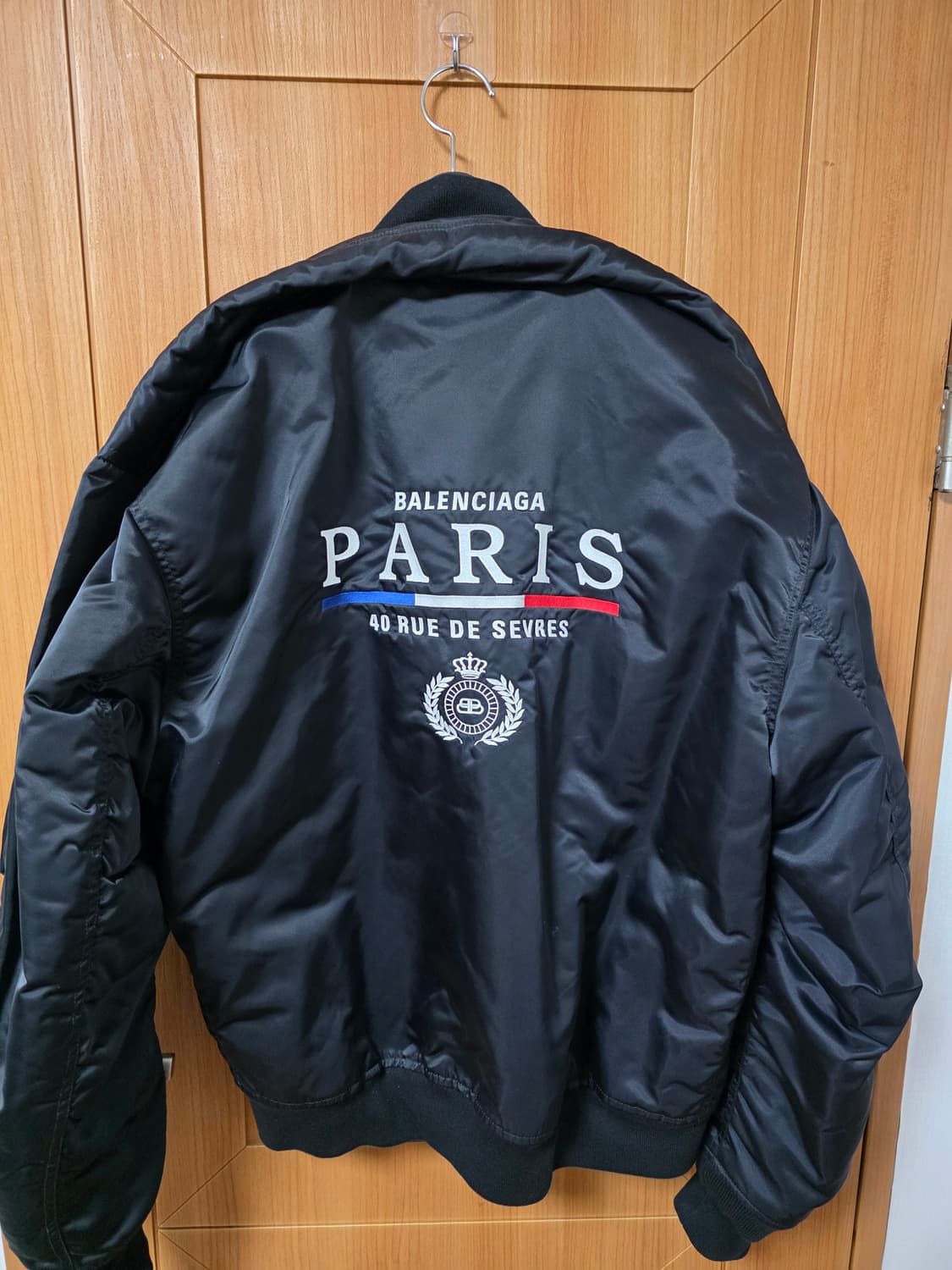 발렌시아가 파리스 봄버 자켓 블랙 44 상품이미지2