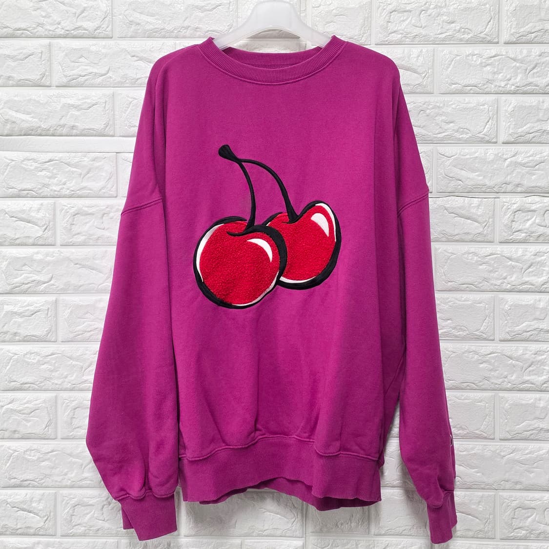 택포) 키르시 체리 맨투맨 핑크 XL 상품이미지1