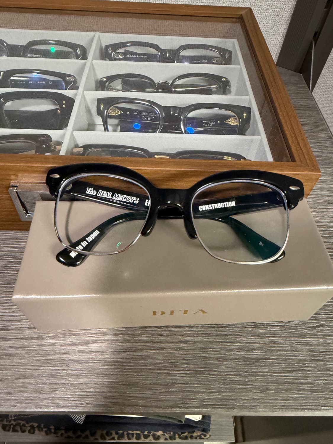 브랜드 안경 판매 상품이미지2