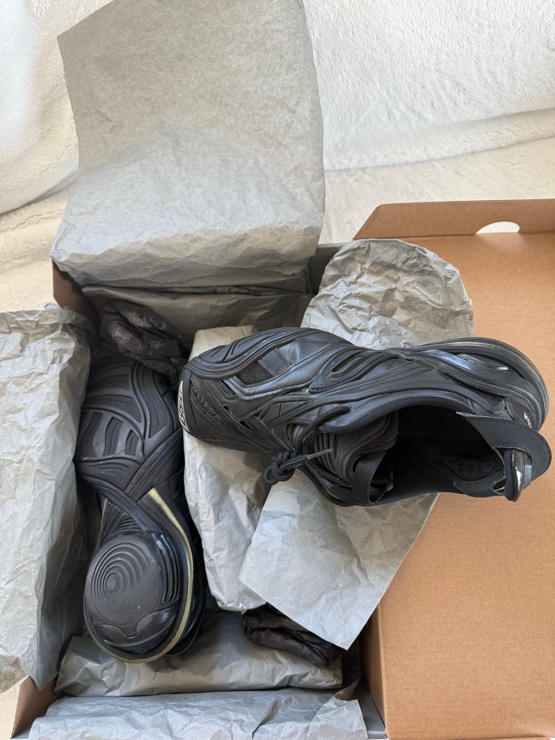 발렌시아가 타이렉스 40 상품이미지3