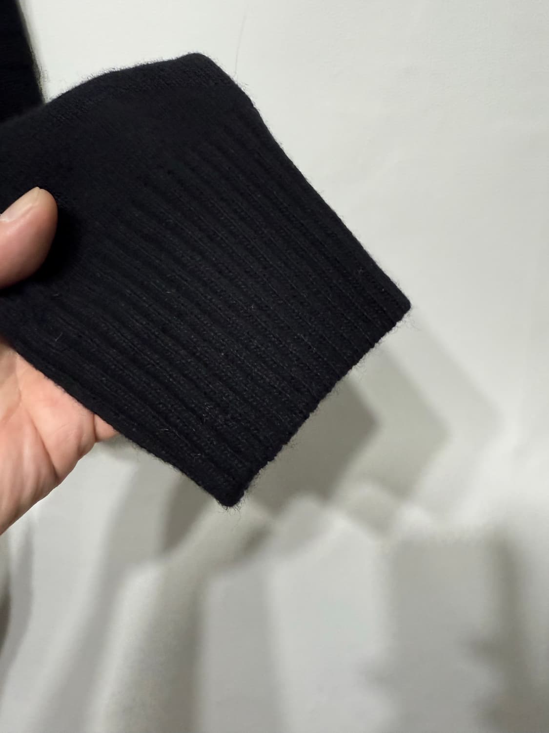 씨피컴퍼니 렌즈 와펜 크루넥 울 니트 스웨터 52사이즈 상품이미지4