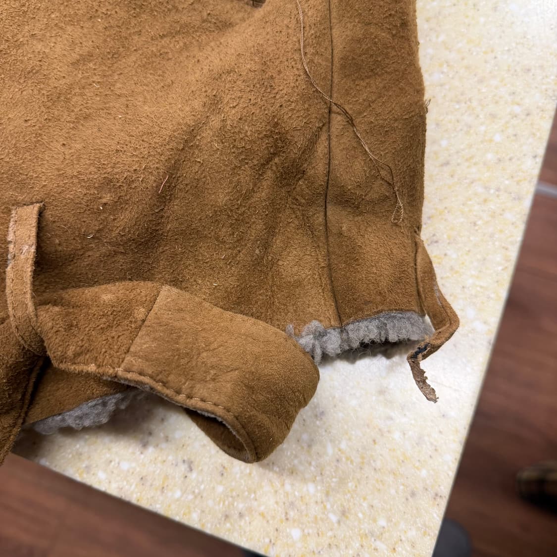 아크네 스튜디오 무스탕 자켓 램 시어링 퍼 트리밍 디테일 브라운 상품이미지8