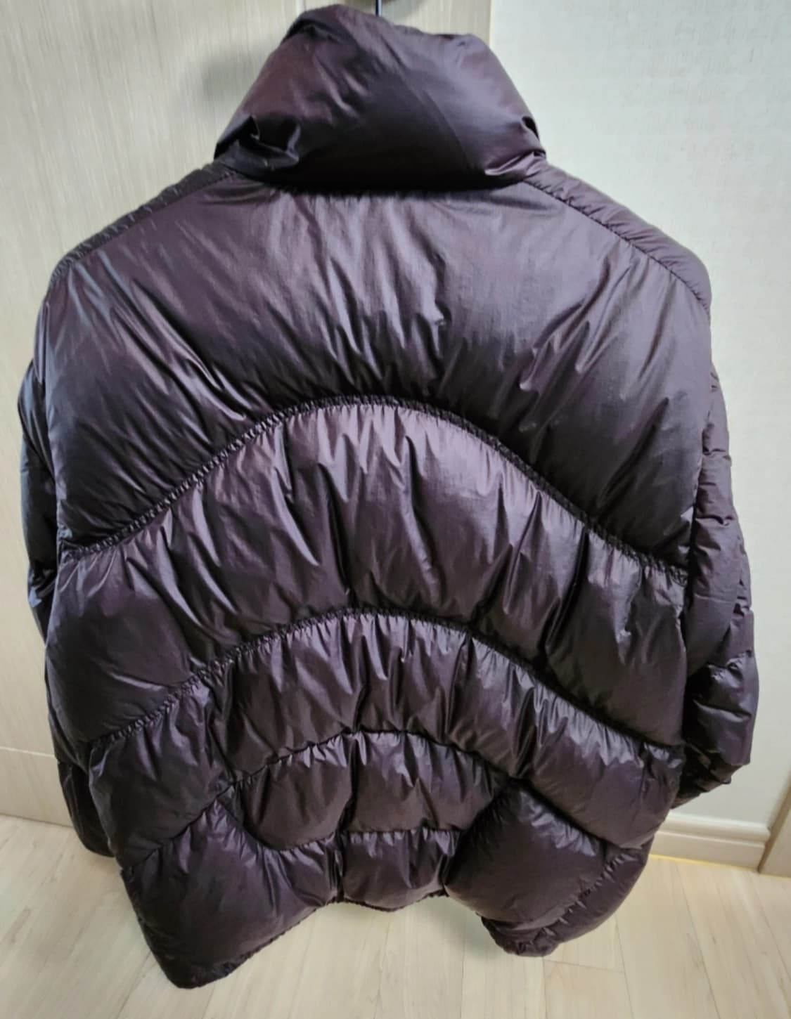 살로몬 컨투어 다운 패딩 상품이미지2