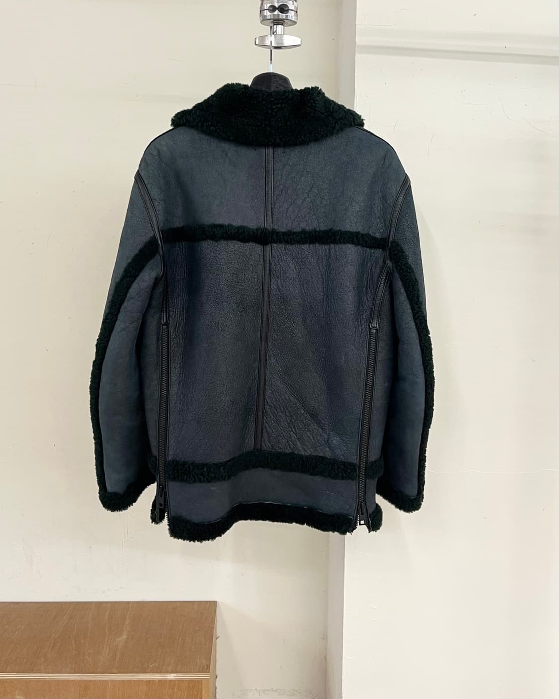 자딕 앤 볼테르 블랙 시어링 자켓 상품이미지6