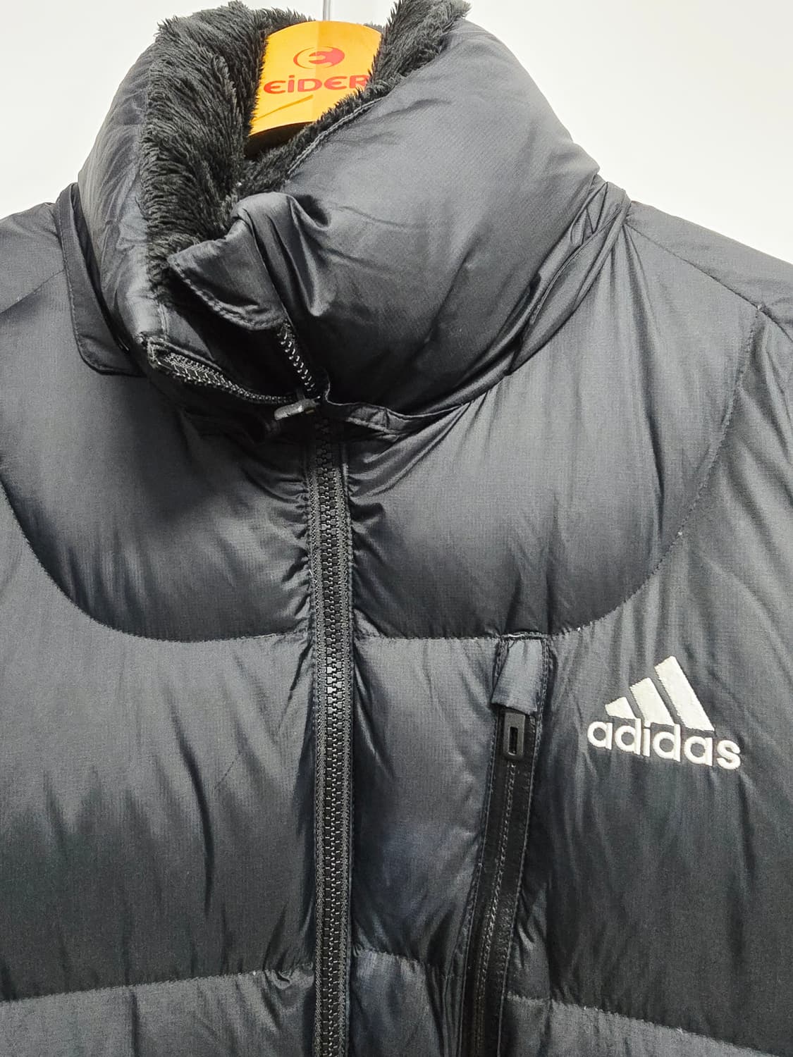 아디다스 블랙 다운패딩 점퍼105 상품이미지2