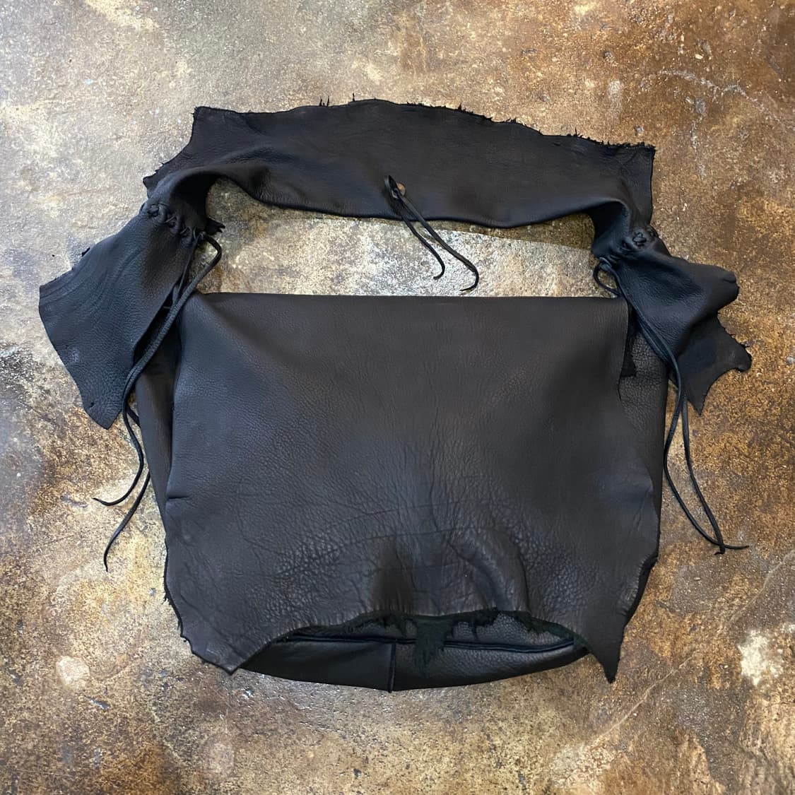 사슴가죽 핸드메이드 크로스백 상품이미지2