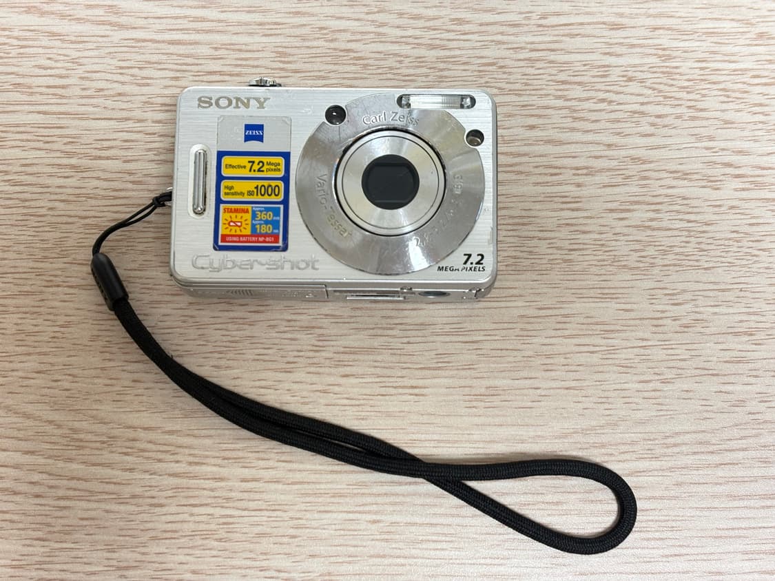 소니 사이버샷 DSC-W70 상품이미지1