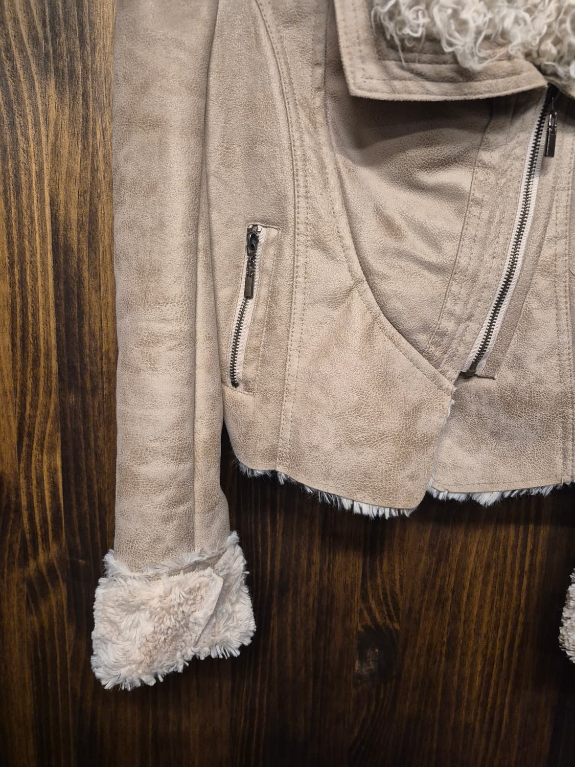 VINTAGE IVORY FUR MUSTANG  상품이미지5