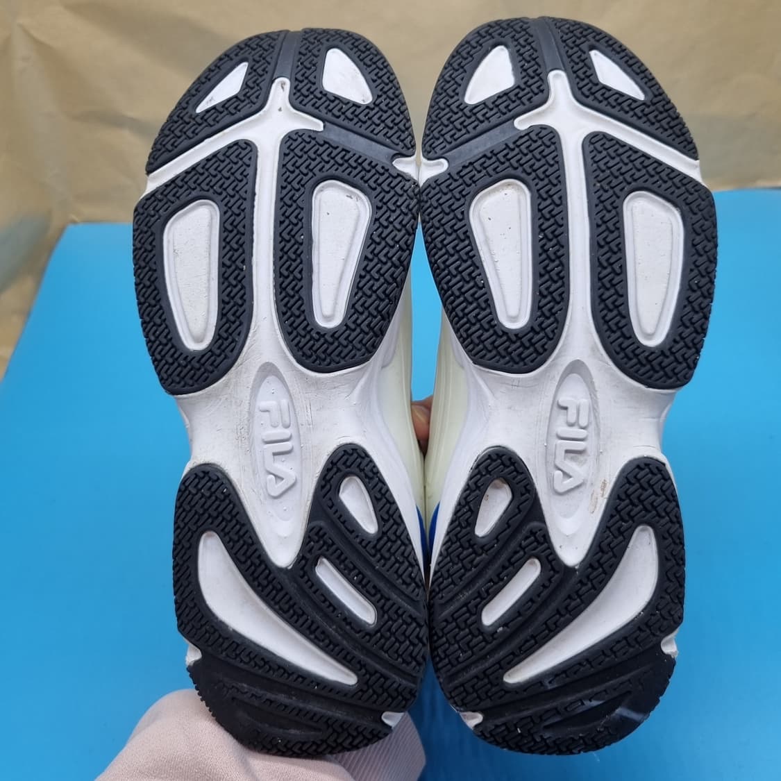 휠라 스카이러너 여성 운동화230 상품이미지3