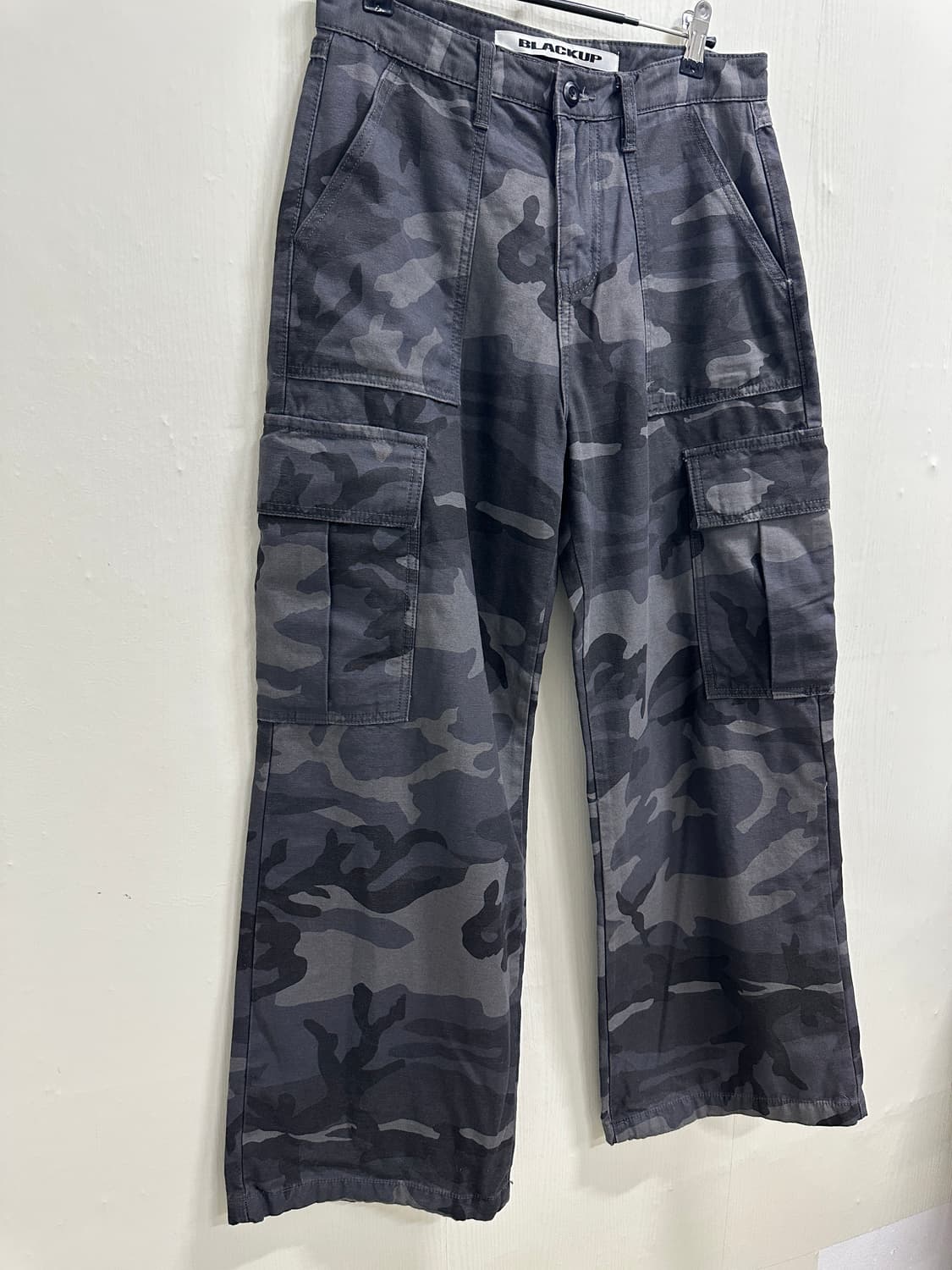 블랙업 카모 카고 팬츠 M 사이즈 (28-29인치) 상품이미지4