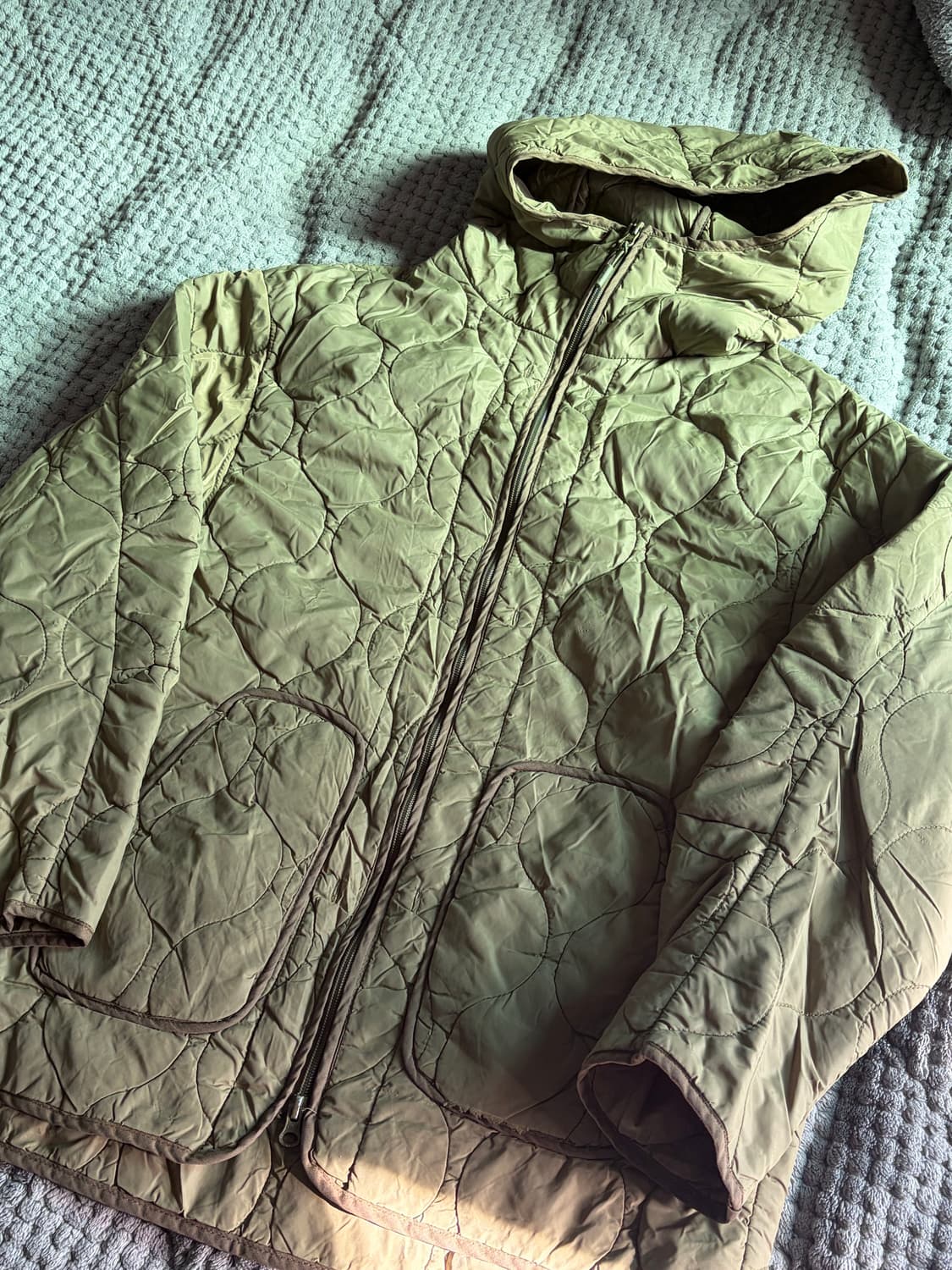 코드그라피 카키 깔깔이 내피 상품이미지1