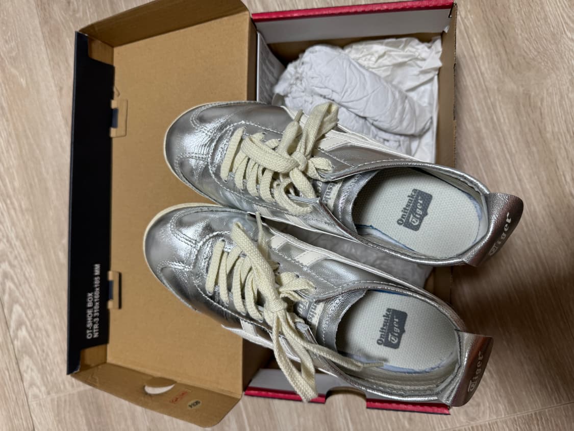 오니츠카타이거 멕시코66 실버 230 상품이미지4