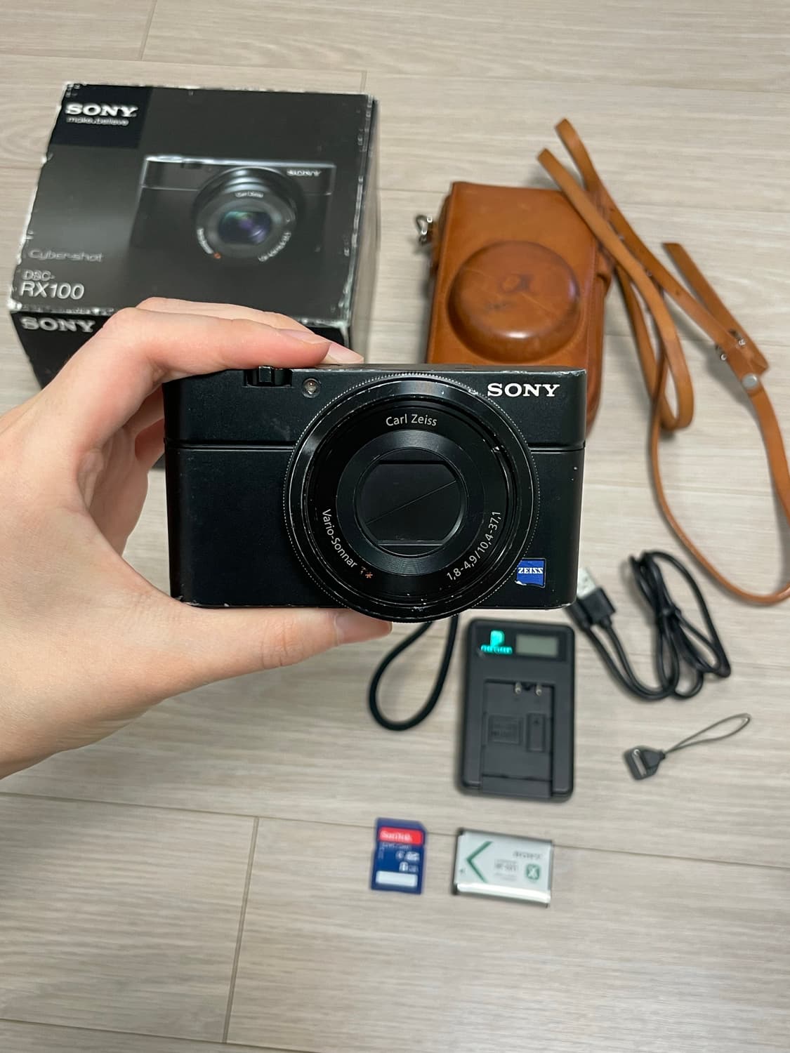 소니 RX100 카메라 풀세트 상품이미지2