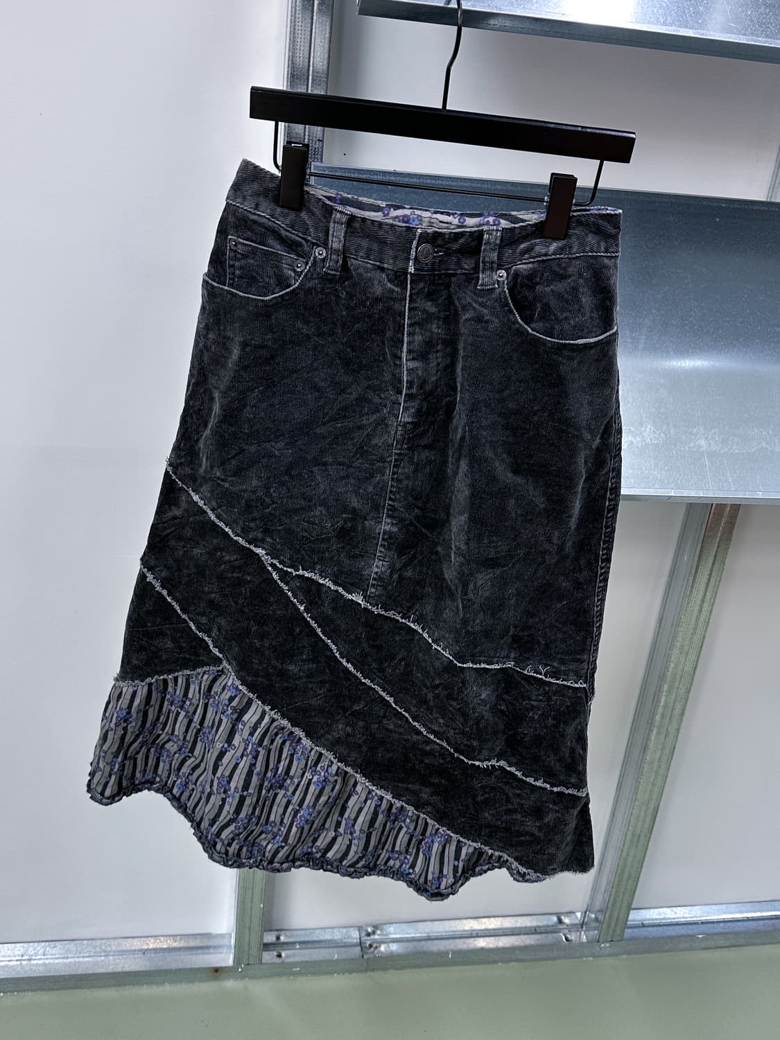 charcoal corduroy layered long skirt 상품이미지4
