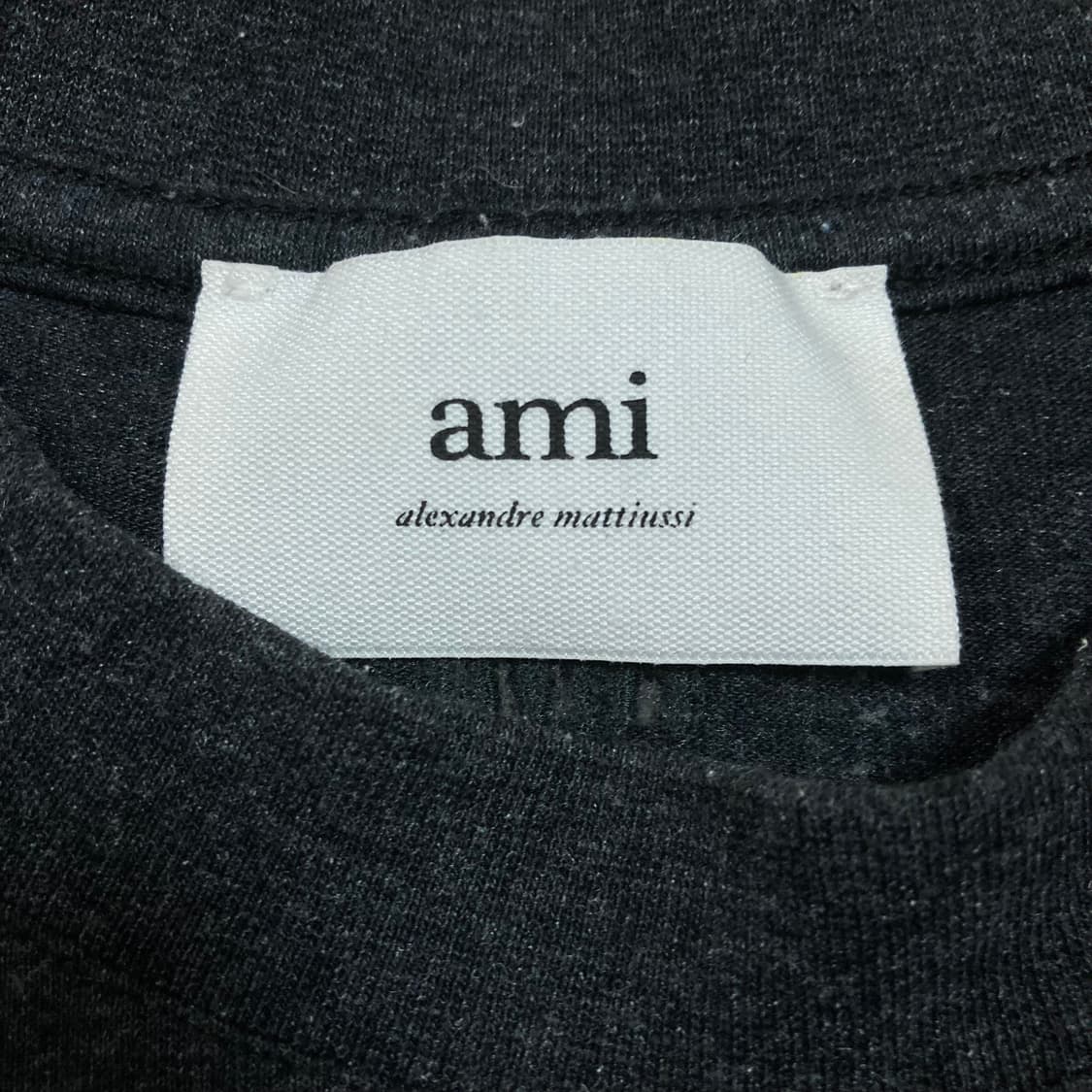 AMI 아미 패치 로고 차콜 반팔티 상품이미지3