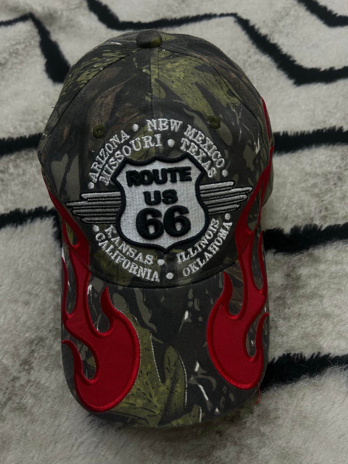 빈티지 리얼트리 자수 볼캡 상품이미지1