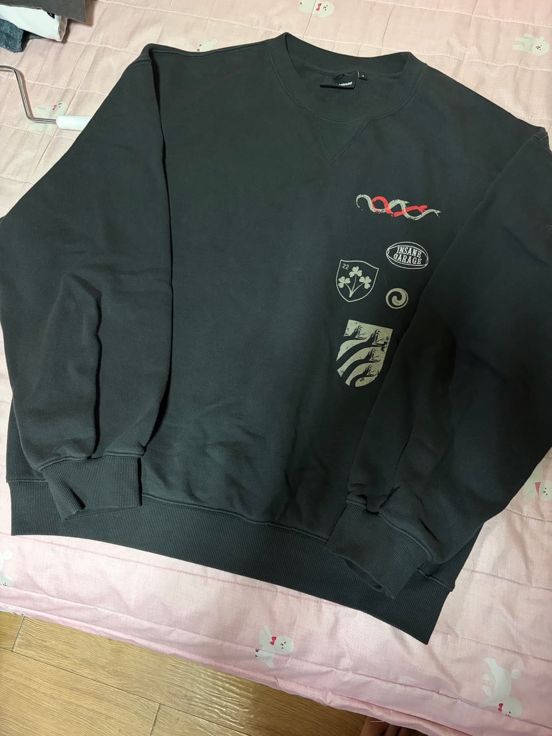인세인개러지 맨투맨 스웻셔츠 상품이미지1