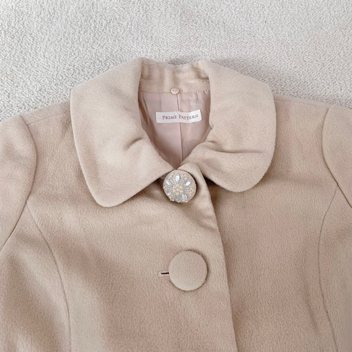 라떼갸루 베이지 러블리 숏 코트 상품이미지2