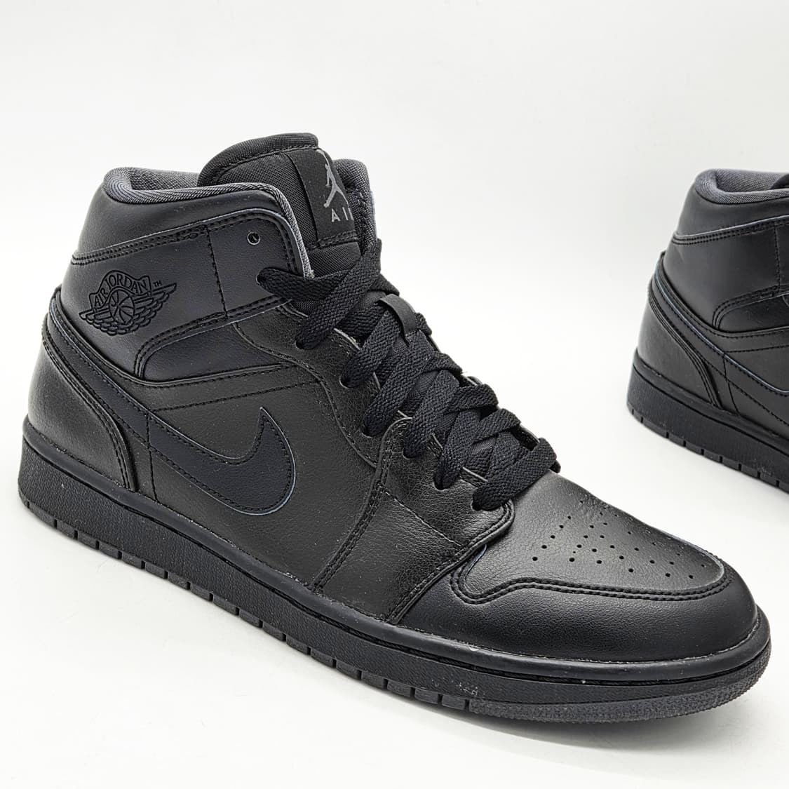 나이키 에어 조던 1 레트로 미드 블랙 2016 (265) 상품이미지5
