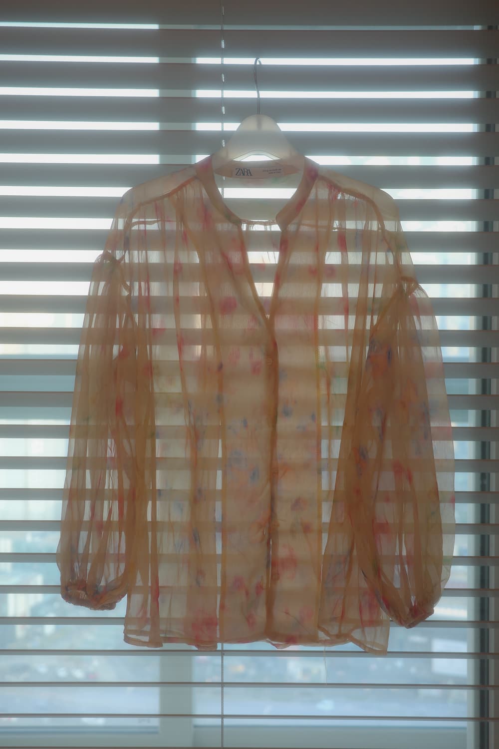 Zara 쉬폰 플라워 블라우스 상품이미지4