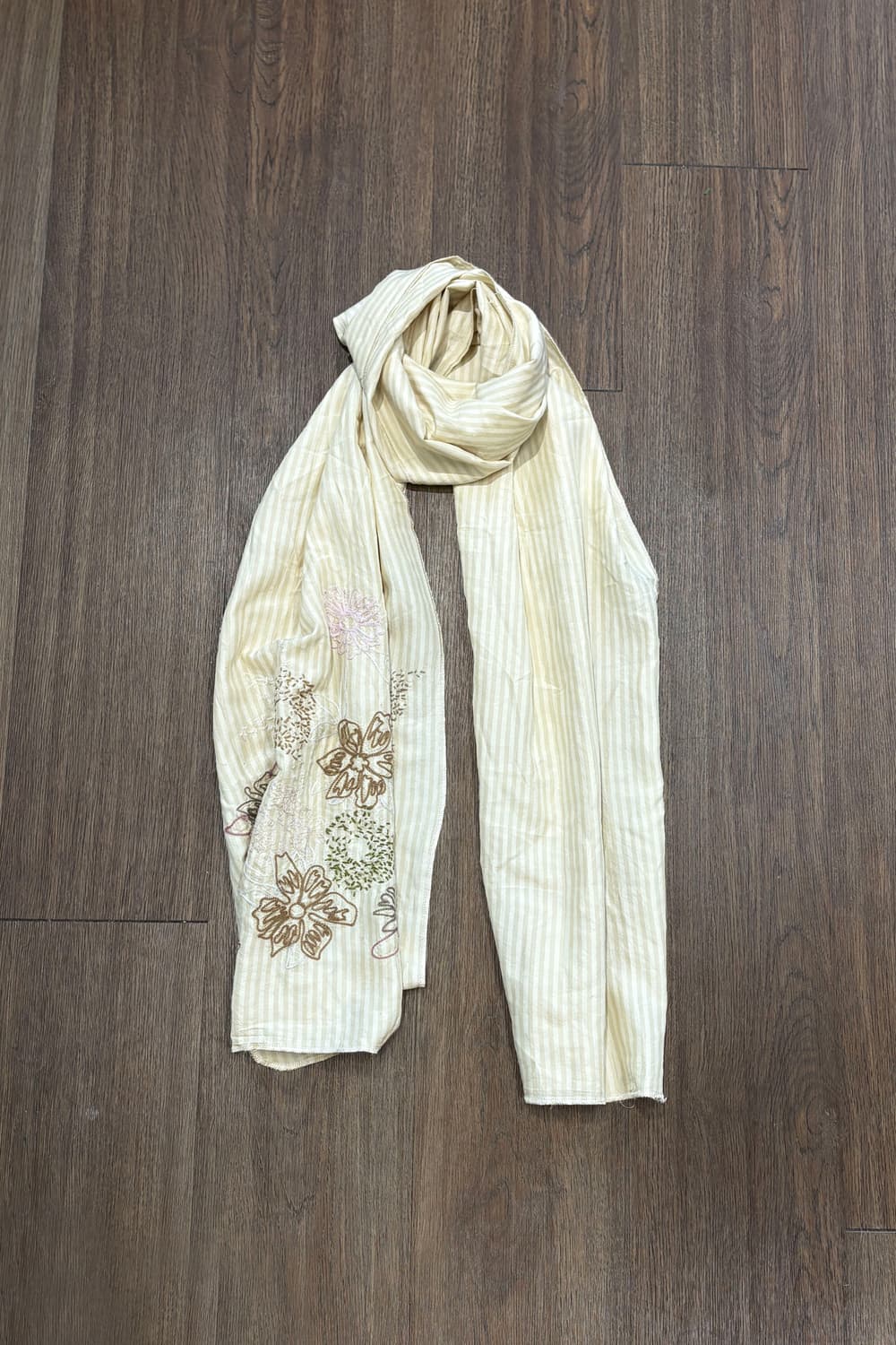Napapijri Botanical Embroidery Scarf 상품이미지1