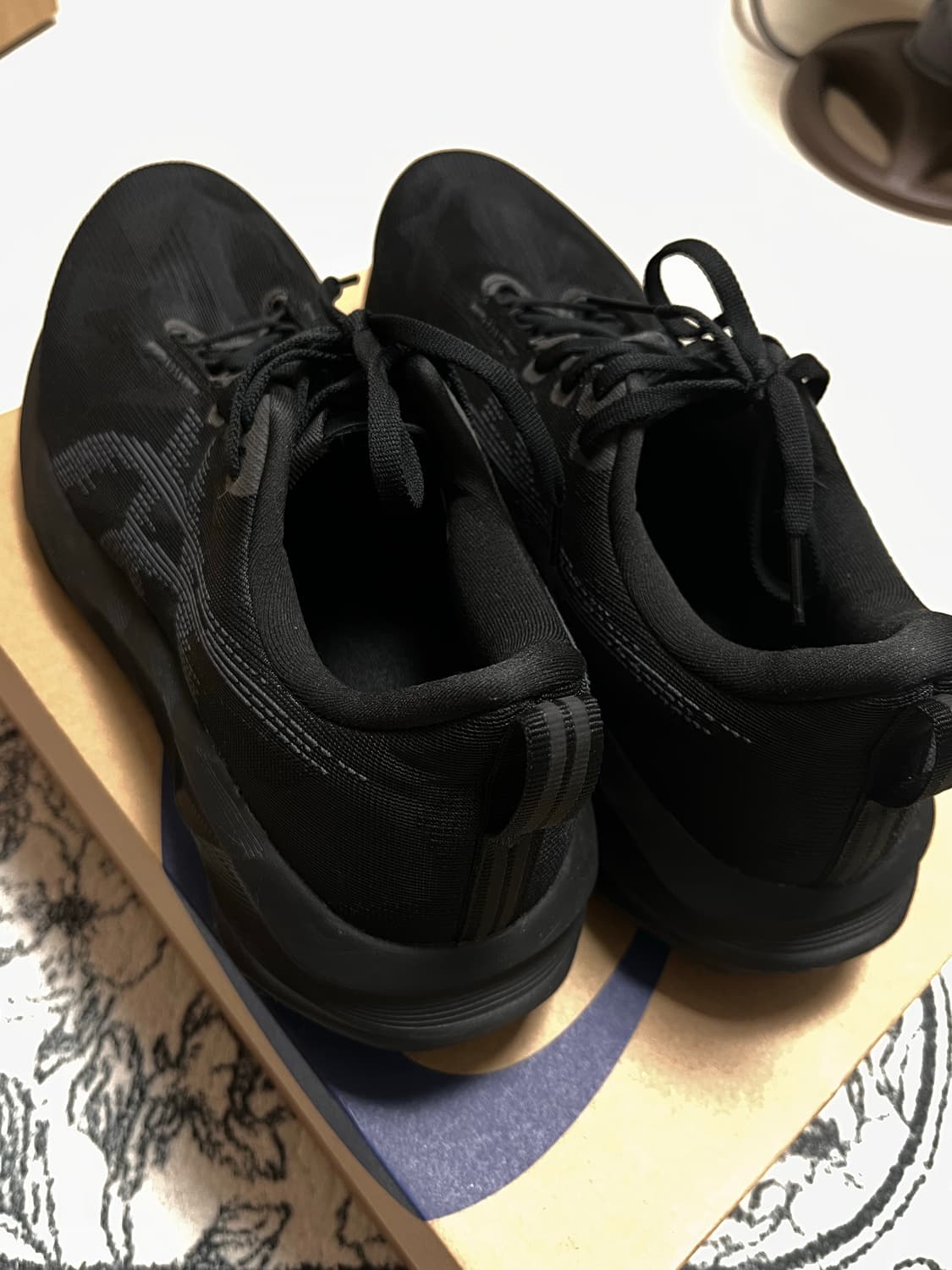 아식스 노바블라스트 5 285 2E 상품이미지3