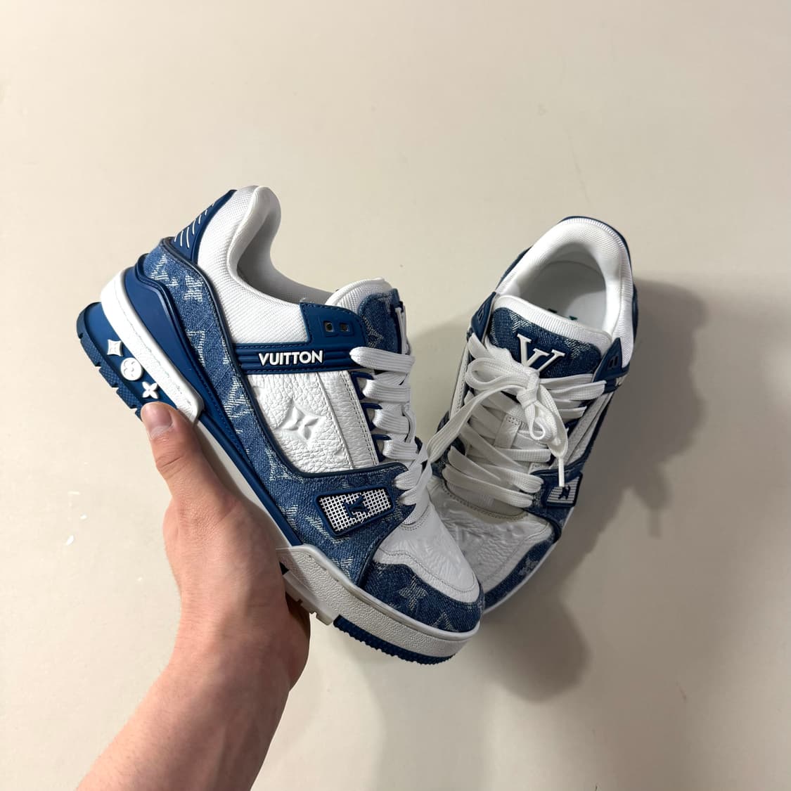 [4/당일출고]루이비통 트레이너 스니커즈 상품이미지3